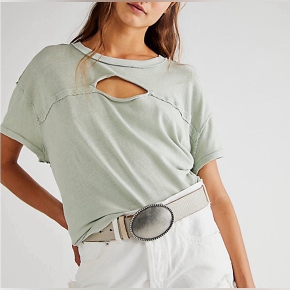 Buckle BKE distressed t-shirt - Picture 2 of 8